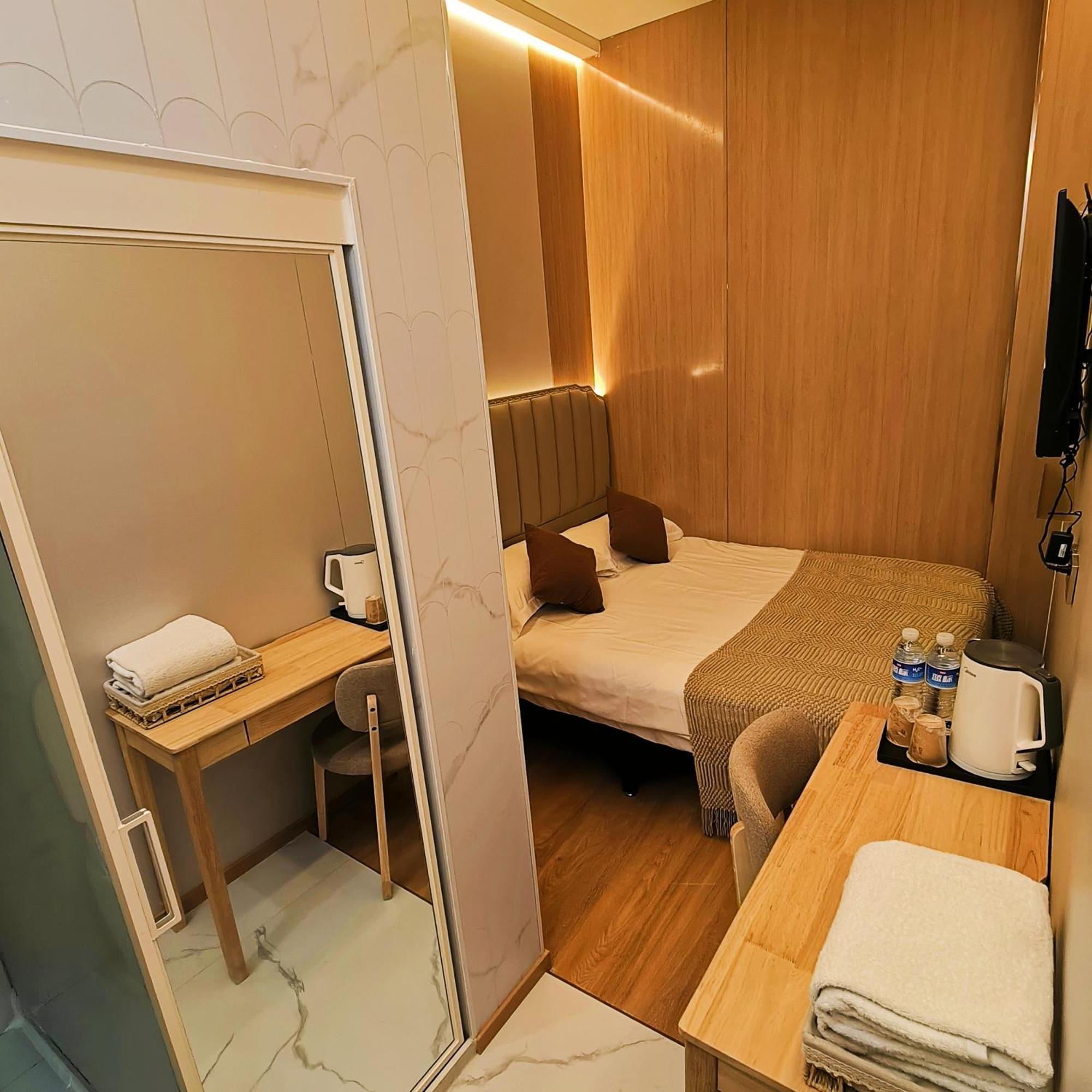 Hotel Puyi Yuyuan Laoximen Subway Station Branch